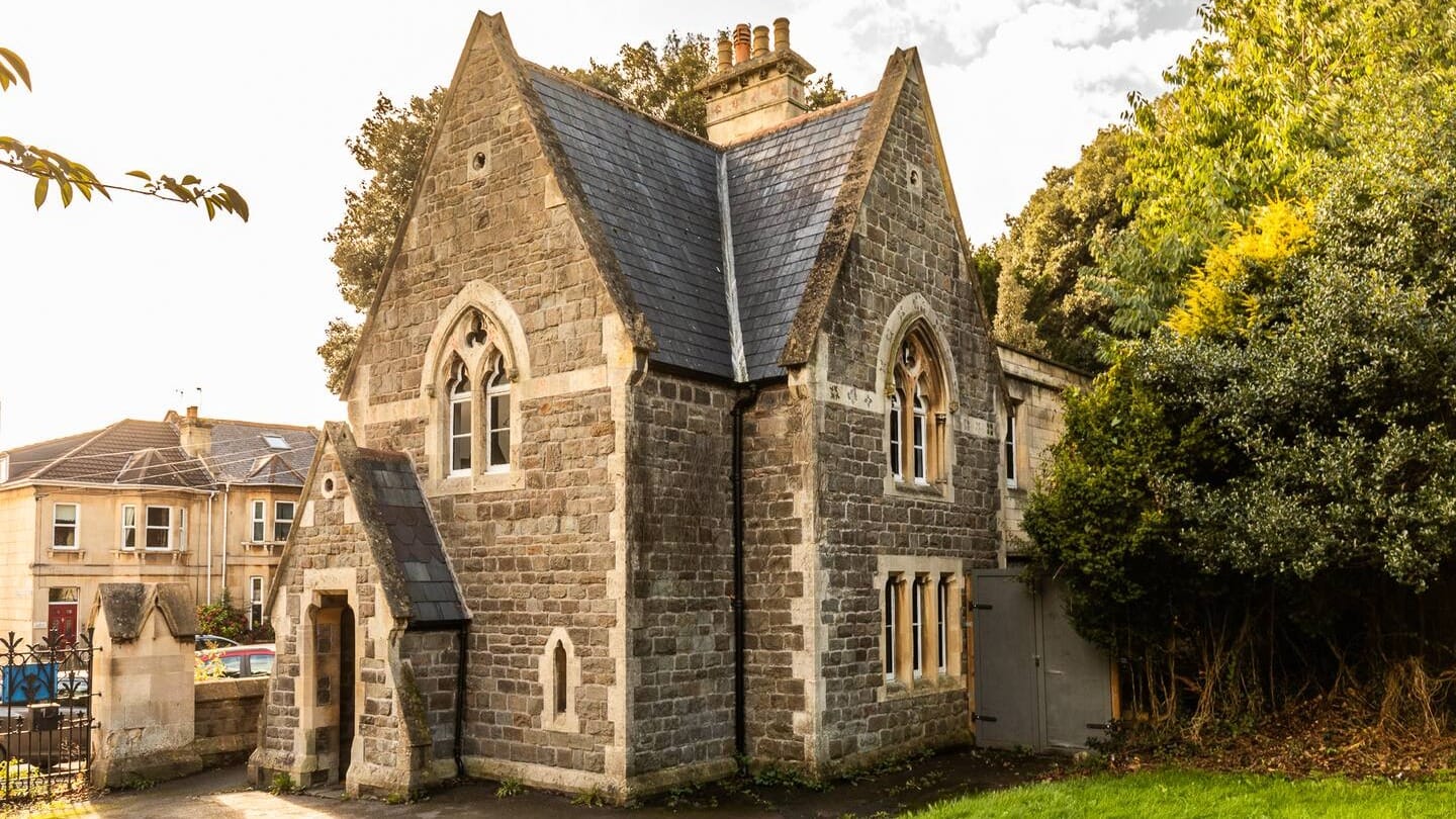 Locksbrook Cemetery and Lodge, Bath