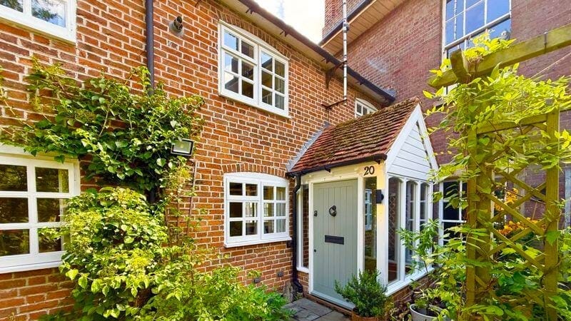 Church Cottage, New Mill Baptist Church Cemetery, Tring