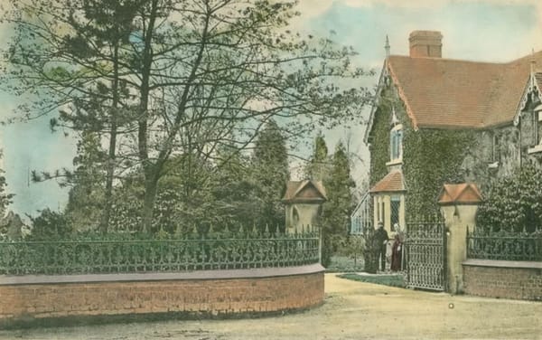 Atherstone Cemetery and former Lodge