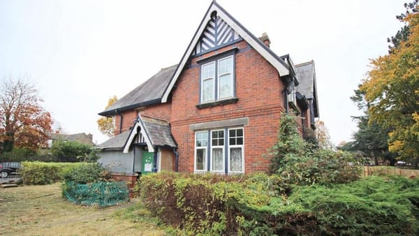Ropery Lane Cemetery Lodge, Chester Le Street