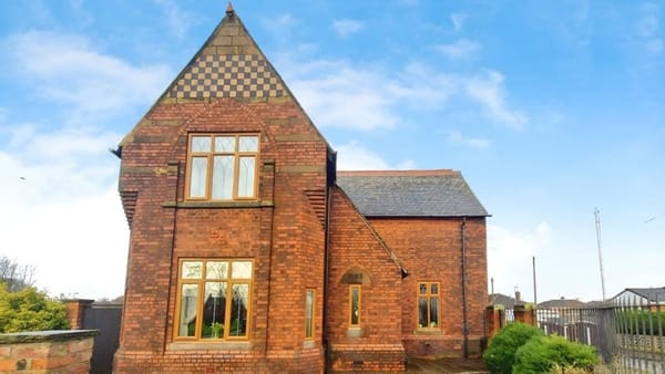 Swinton Cemetery Lodge