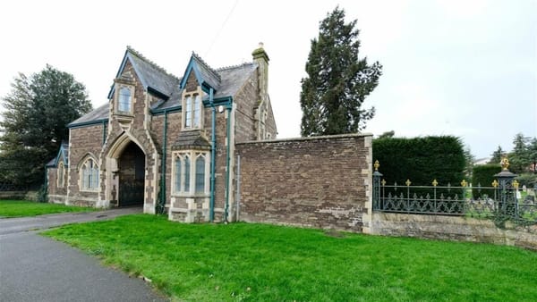 Oakham Cemetery Lodge, Oakham